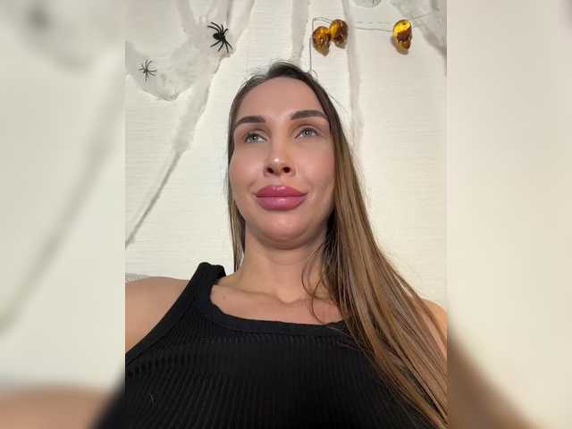 hothoneybabe from BongaCams