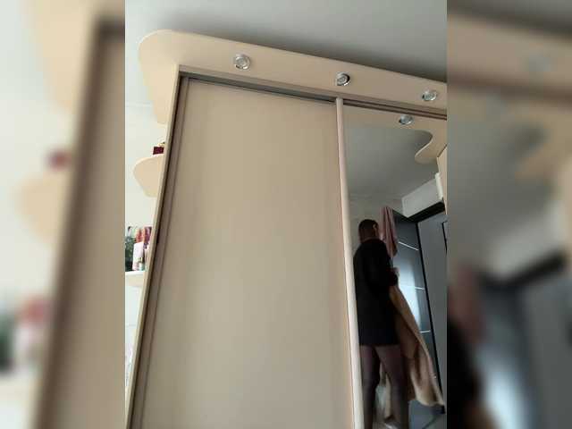 hothoneybabe's BongaCams show and profile