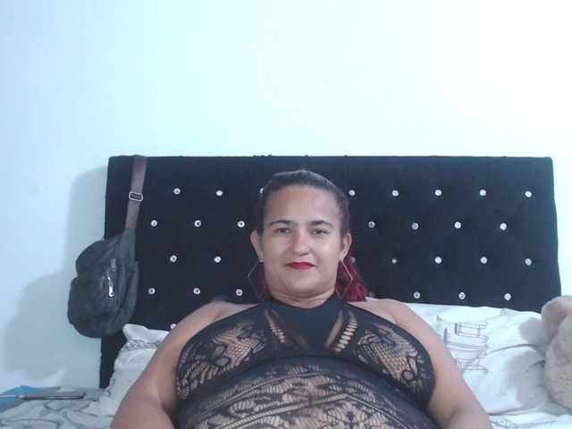 isabellegree's BongaCams show and profile