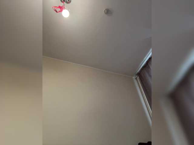 Crystal1-1's BongaCams show and profile