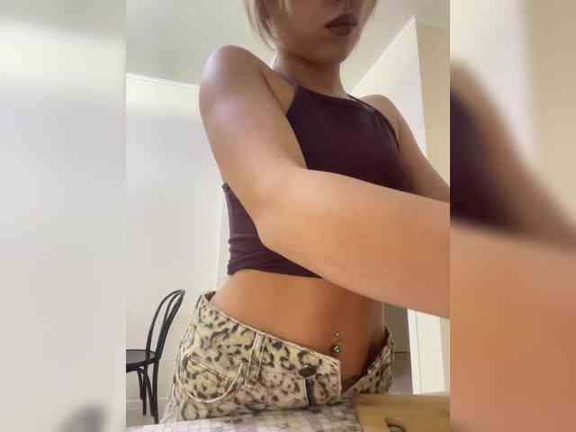 BarbieKoShKa1-1 webcam