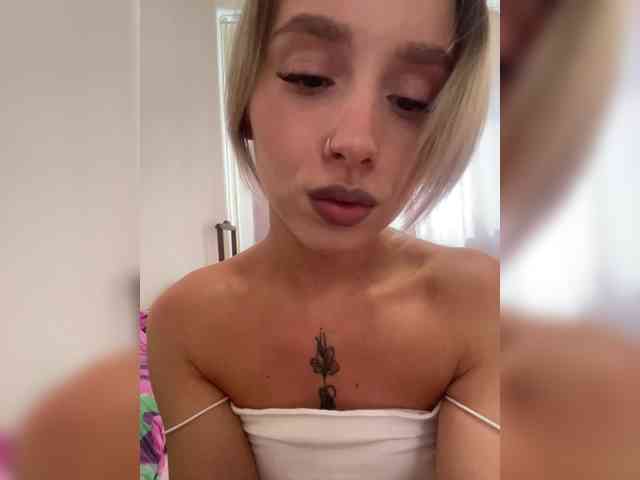 BarbieKoShKa1-1 webcam