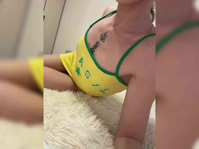 BarbieKoShKa1-1 webcam