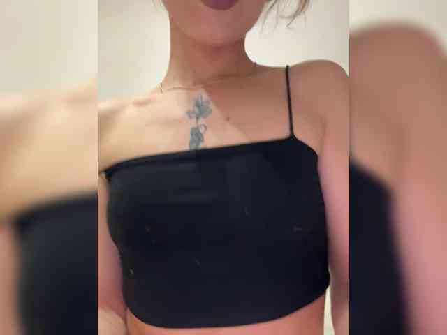 BarbieKoShKa1-1 webcam