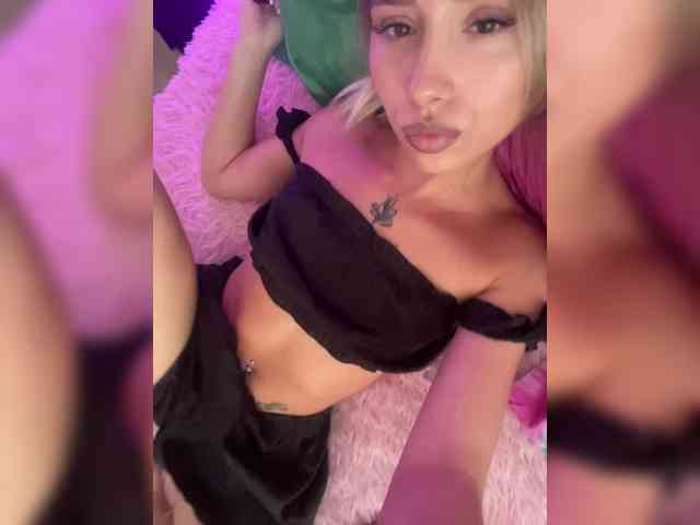 BarbieKoShKa1-1 webcam