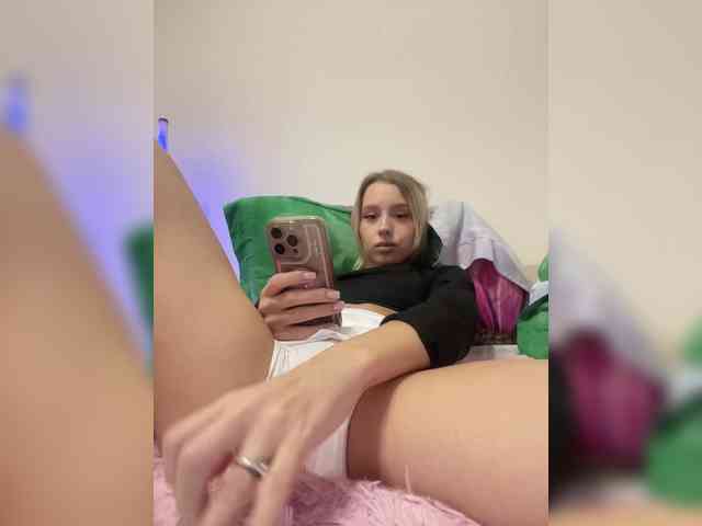 BarbieKoShKa1-1 webcam