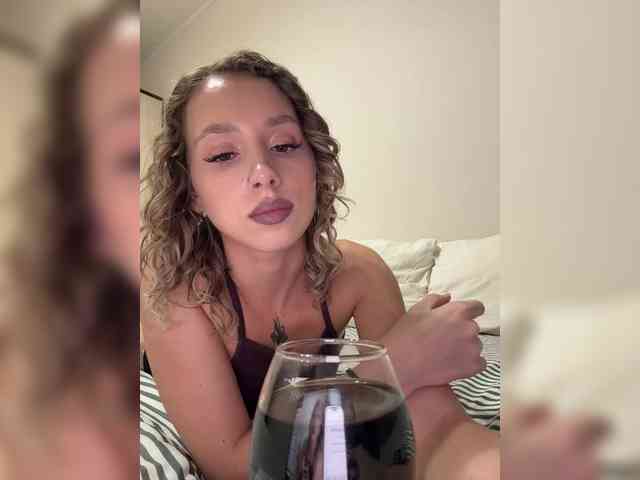 BarbieKoShKa1-1 webcam