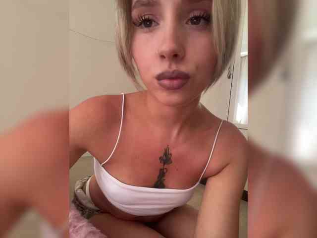 BarbieKoShKa1-1 webcam