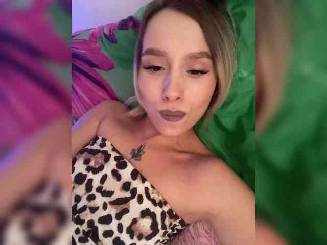 BarbieKoShKa1-1 webcam