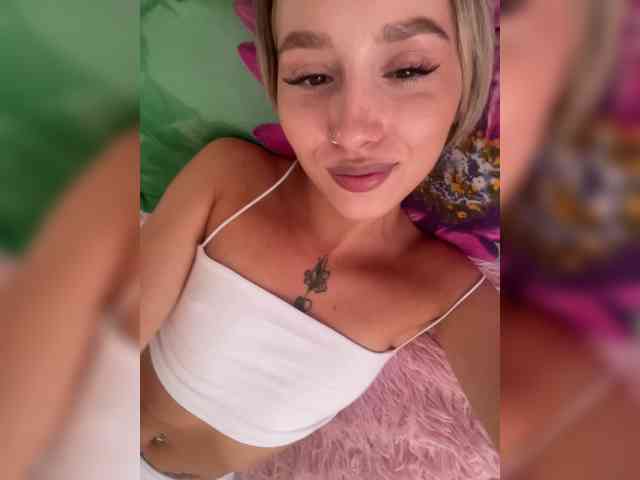 BarbieKoShKa1-1 webcam