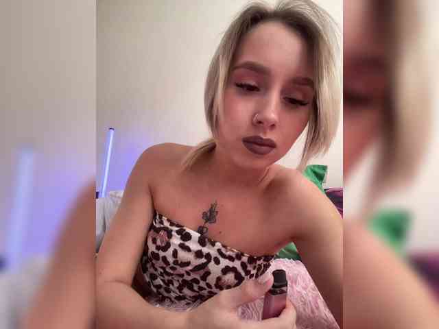 BarbieKoShKa1-1 webcam