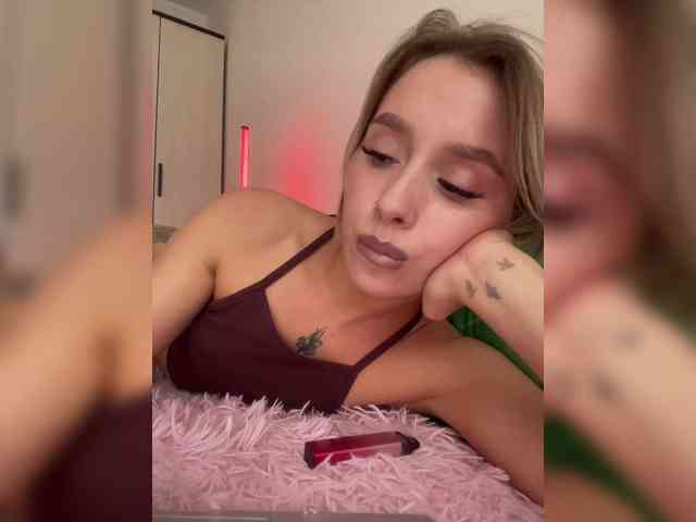BarbieKoShKa1-1 webcam