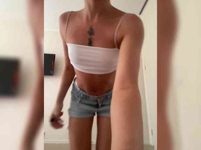 BarbieKoShKa1-1 webcam