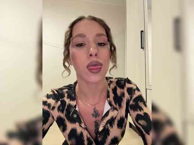 BarbieKoShKa1-1 webcam