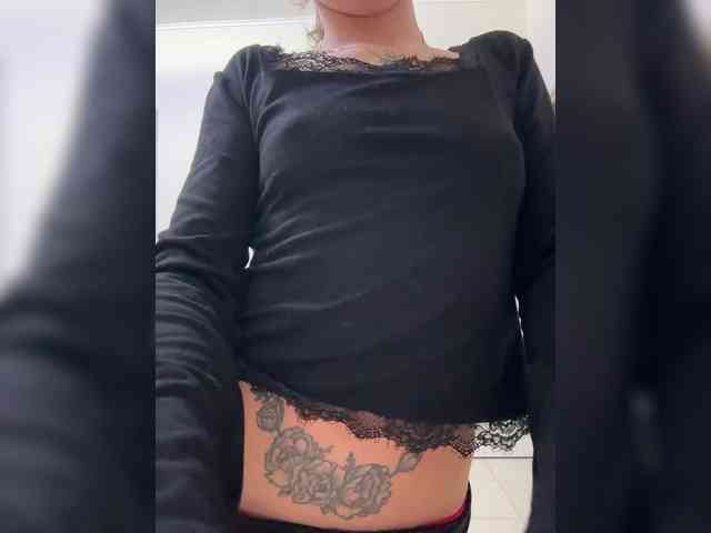 BarbieKoShKa1-1 webcam