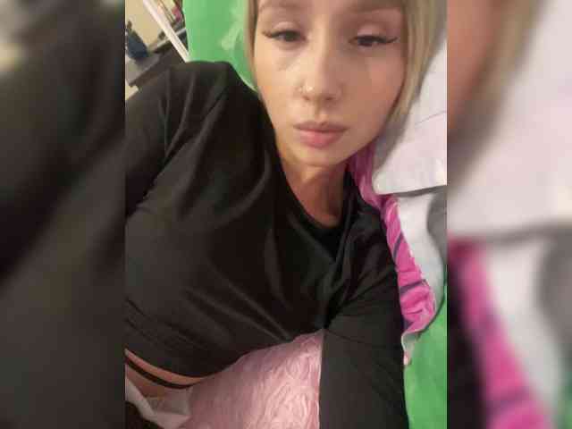 BarbieKoShKa1-1 webcam