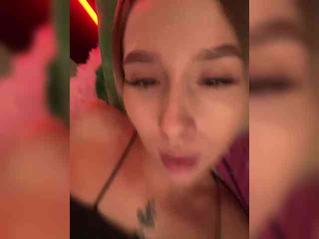 BarbieKoShKa1-1 webcam
