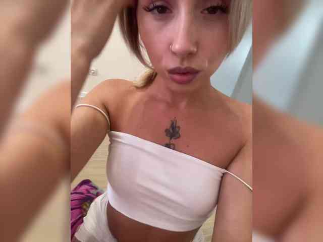 BarbieKoShKa1-1 webcam