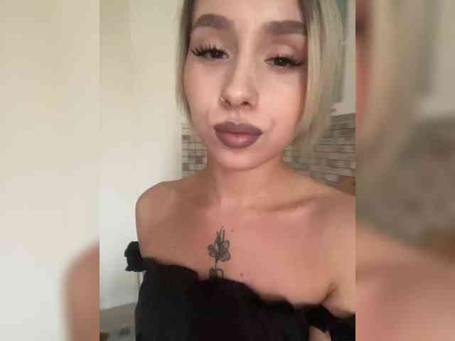 BarbieKoShKa1-1 webcam