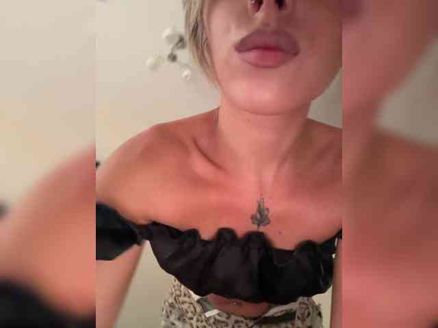 BarbieKoShKa1-1 webcam