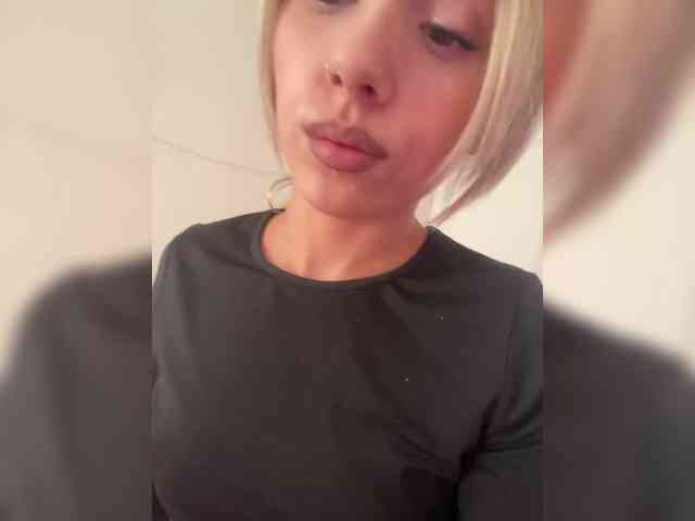 BarbieKoShKa1-1 webcam