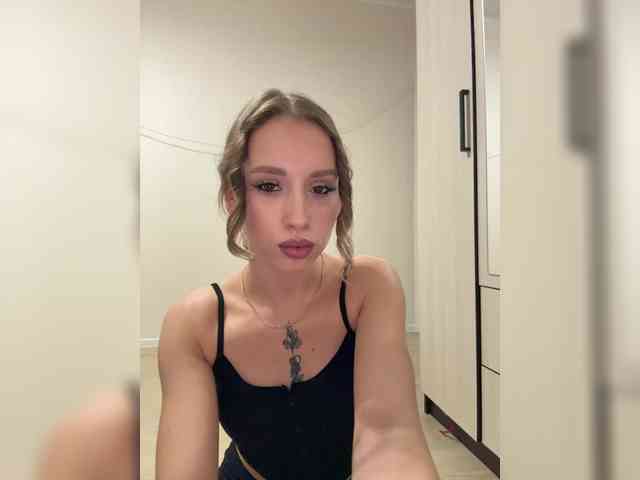 BarbieKoShKa1-1 webcam