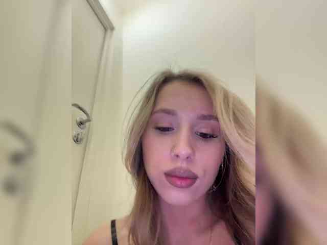 BarbieKoShKa1-1 webcam