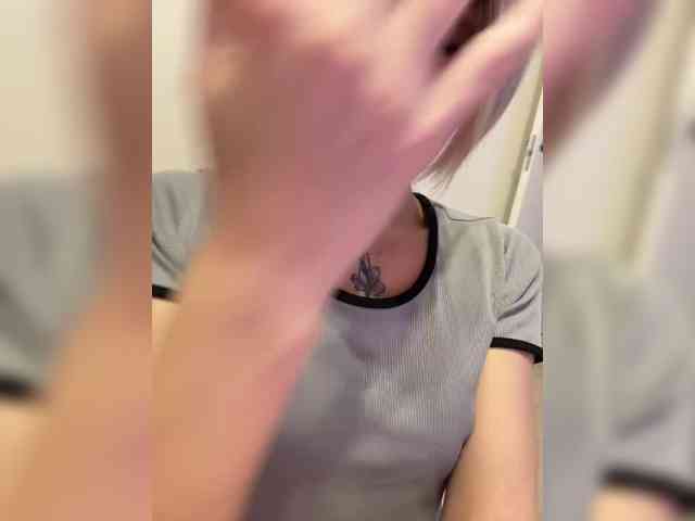 BarbieKoShKa1-1 webcam
