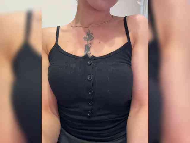 BarbieKoShKa1-1 webcam