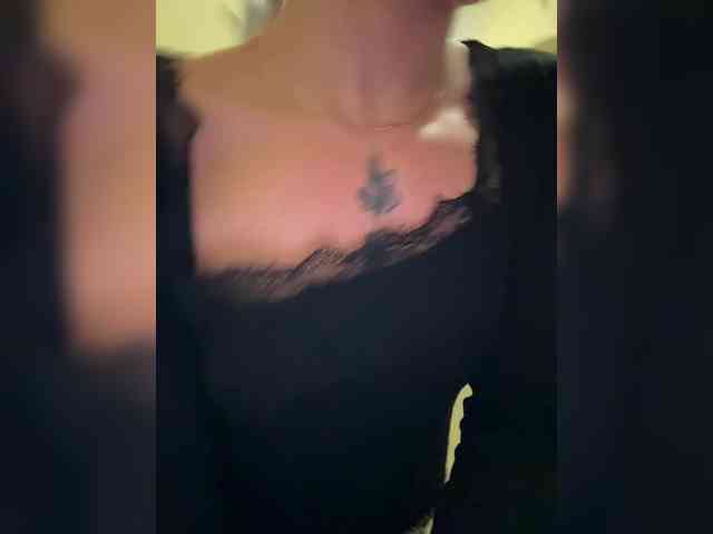 BarbieKoShKa1-1 webcam