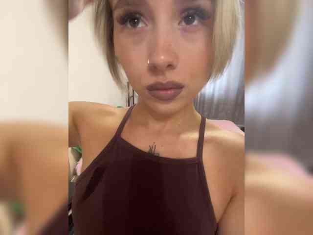 BarbieKoShKa1-1 webcam