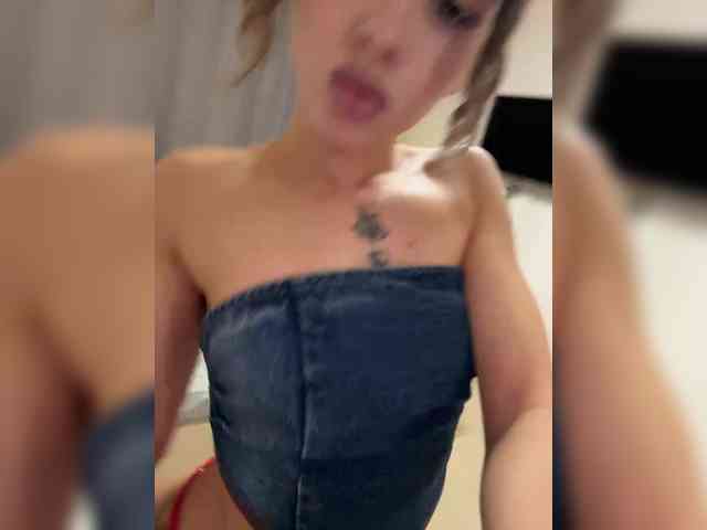 BarbieKoShKa1-1 webcam