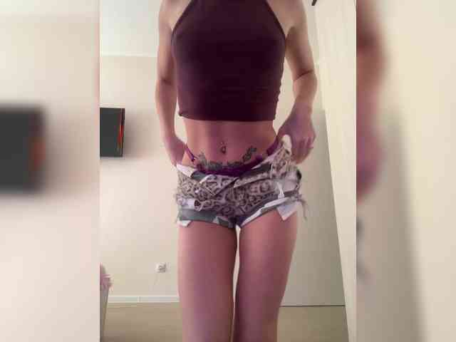 amateur porn webcam Crystal1-1