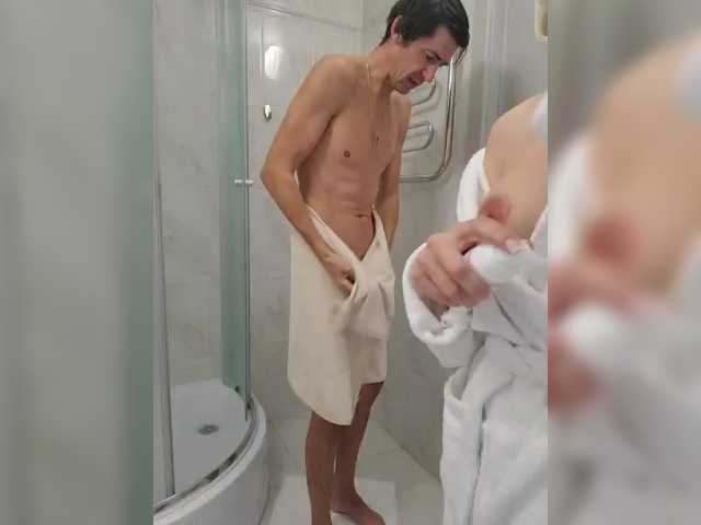  Alex80-201 chat room