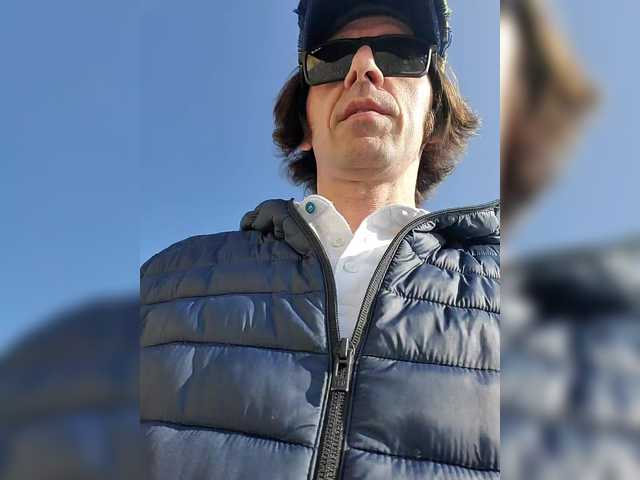 Alex80-201's BongaCams show and profile