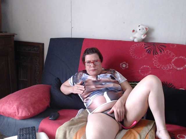 lysnature's BongaCams show and profile