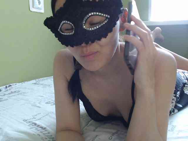 live cam show Sun-Shy