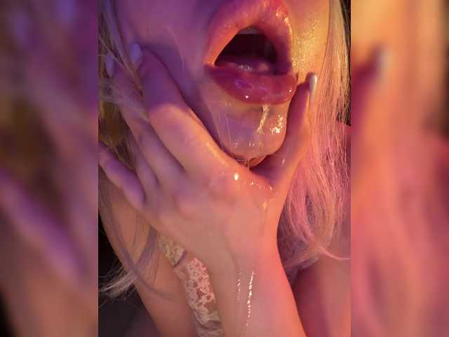 Marissa-u's BongaCams show and profile