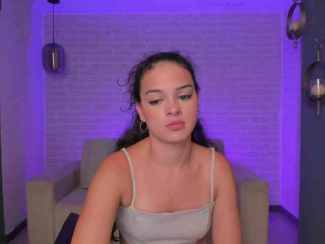 AprilRhodes webcam
