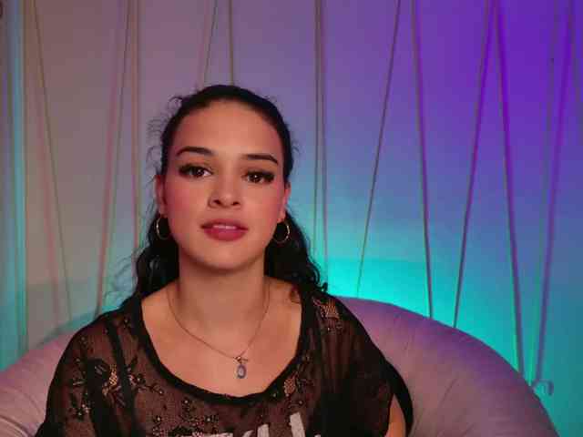 AprilRhodes webcam