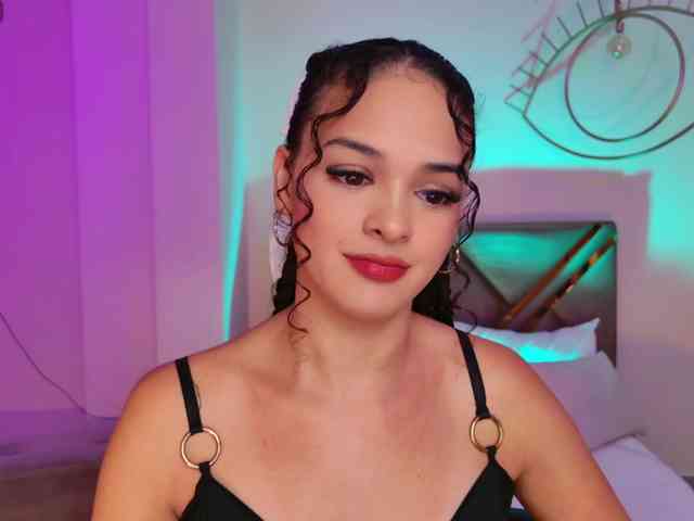 AprilRhodes webcam