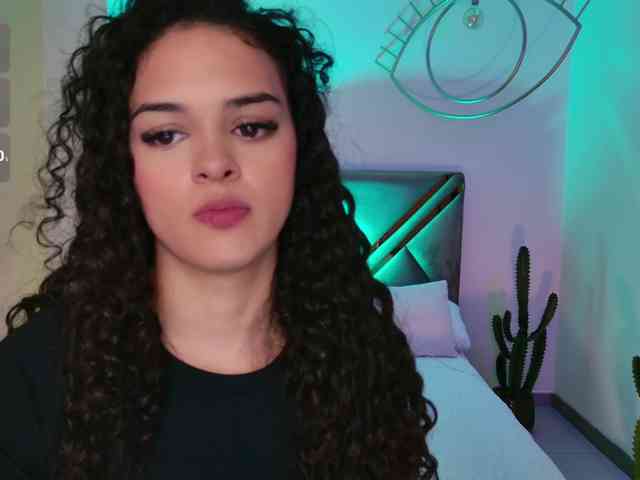 AprilRhodes webcam