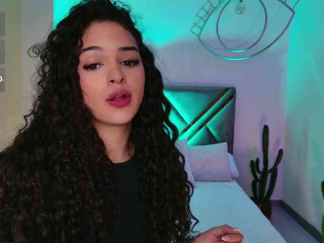 AprilRhodes webcam