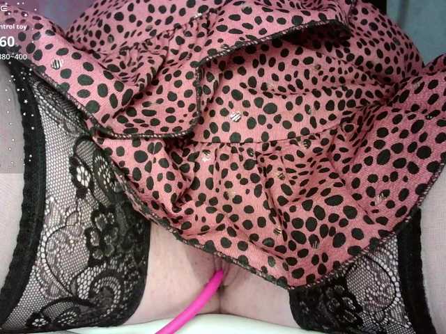 Vikki-Karp's BongaCams show and profile