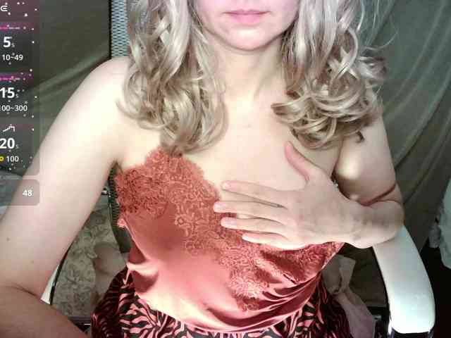 Victoria__Love webcam