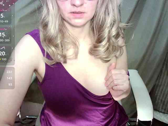 Victoria__Love webcam