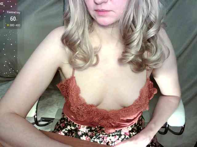 Victoria__Love webcam