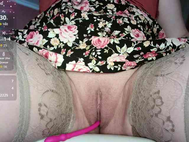 Victoria__Love webcam