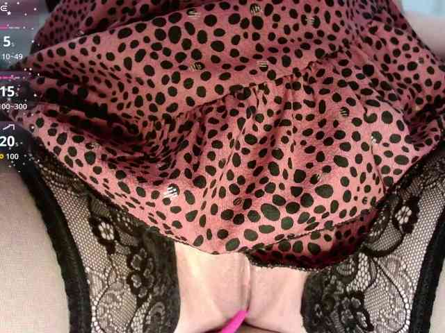 Vikki-Karp Vikki-Karp