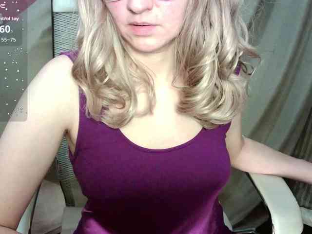 Victoria__Love webcam